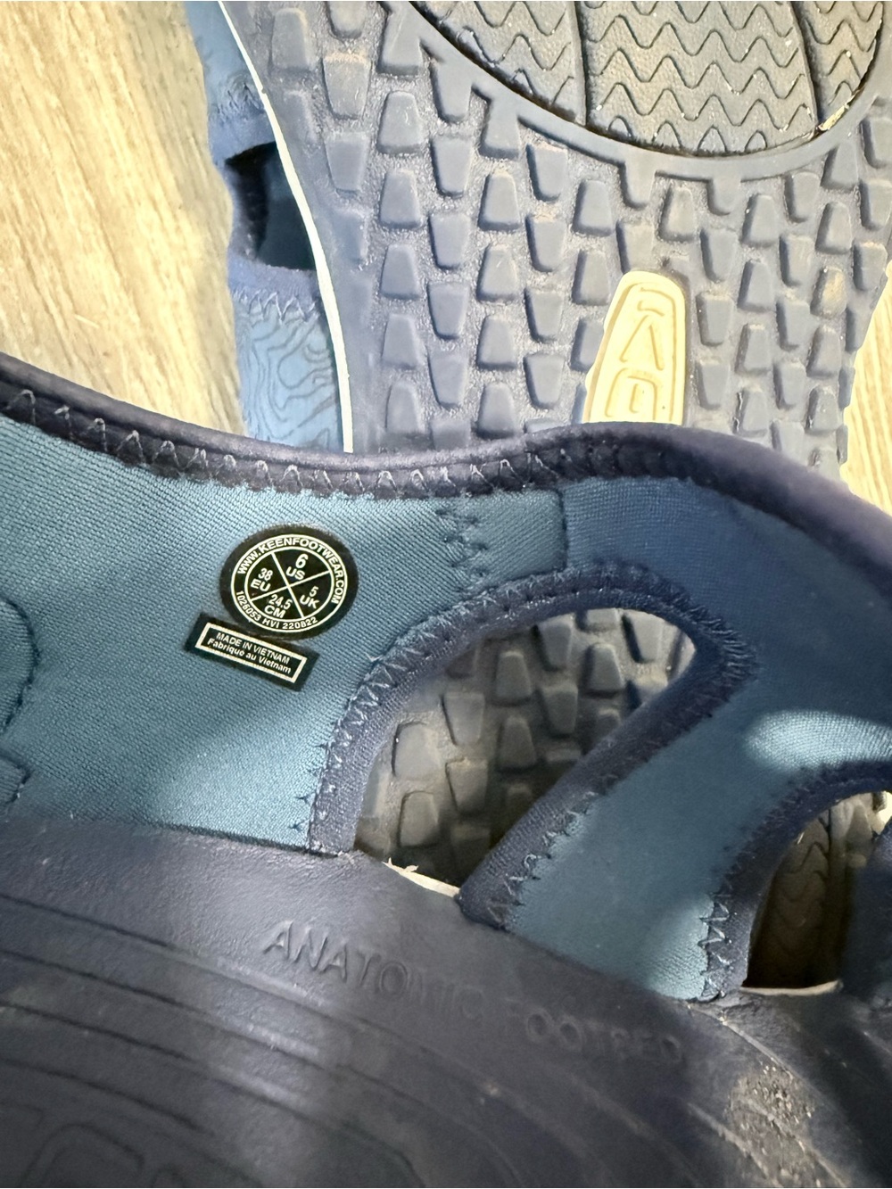 Keen Kids Navy Blue Sandal Shoes with Yellow Accents - Picture 5 of 6